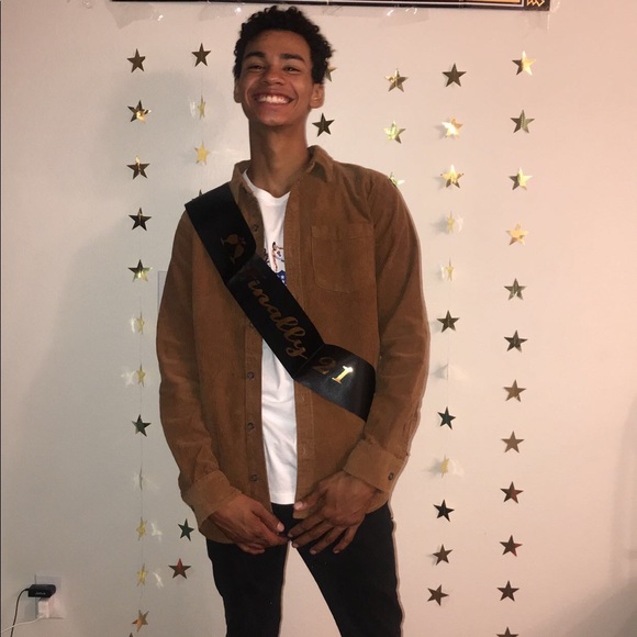 Meet your Posher, Keith - Picture 1 of 1